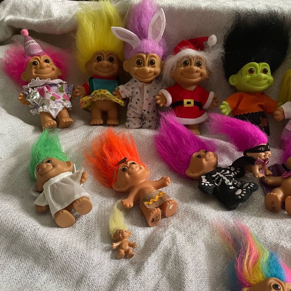 Vintage Russ HUGE LOT Troll Dolls. COLLECTORS / Rare No longer manufactured! - Picture 10 of 14